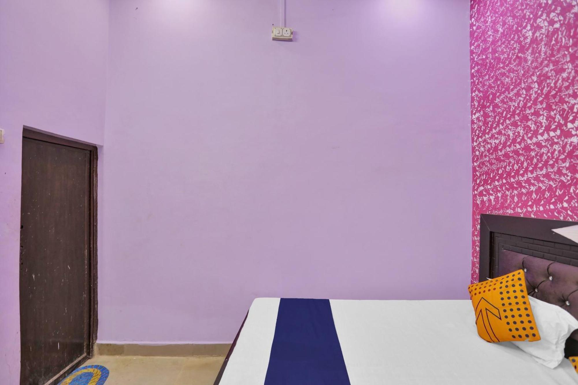 Hotel O Aniruddha Palace Mathura Eksteriør bilde