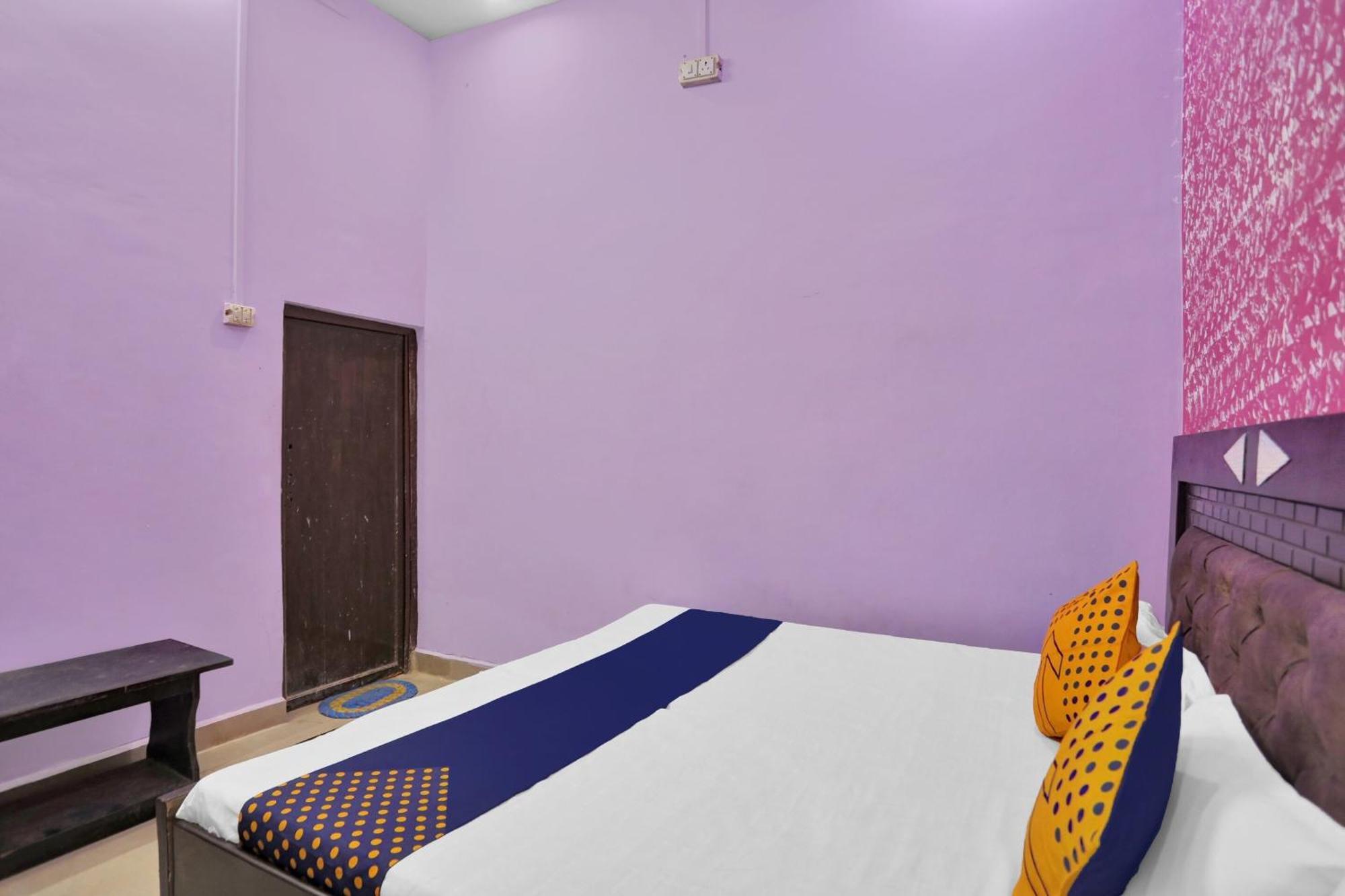 Hotel O Aniruddha Palace Mathura Eksteriør bilde